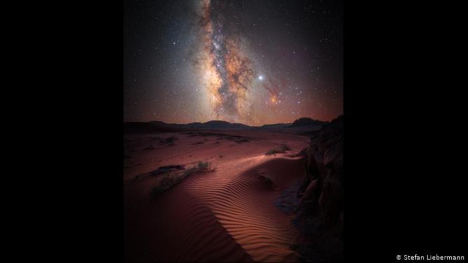 کهکشان راه شیری در بیابان‌های 