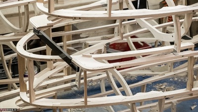 در ساخت این خودروها از چوب درخت زبان گنجشک استفاده میشود