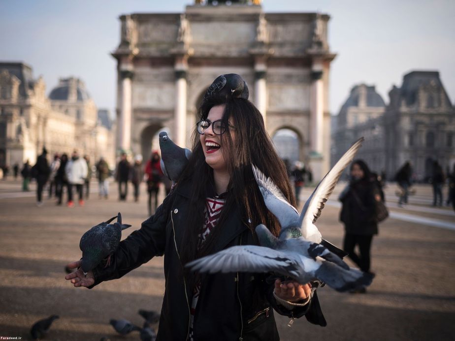 عکس توریست در پاریس