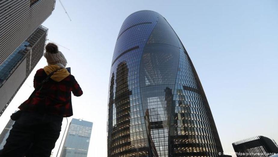 فینالیست درهمتنیده: برج ۲۰۰ متری