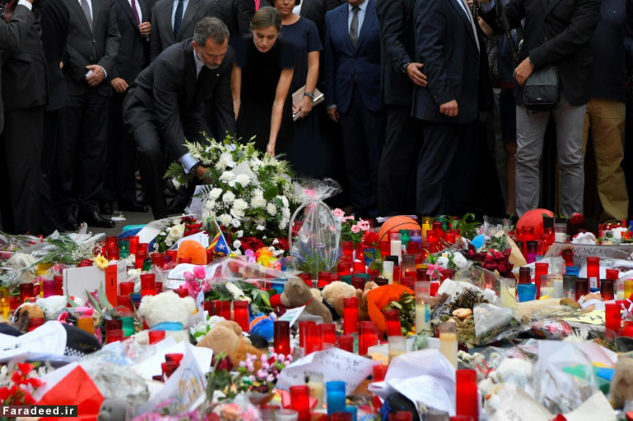 ادای احترام پادشاه و ملکه اسپانیا به قربانیان حمله تروریستی بارسلونا 