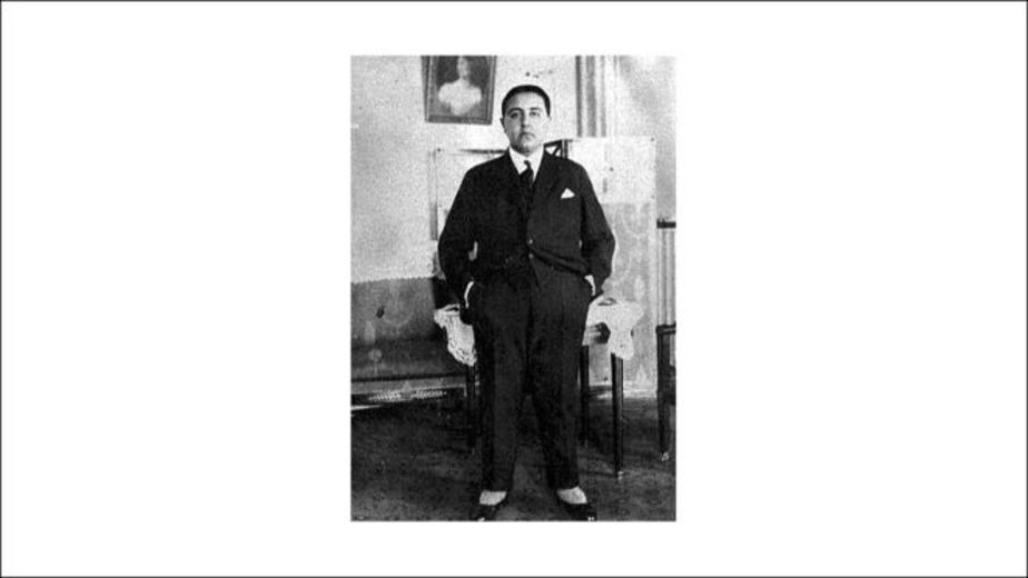 احمد شاه قاجار در دوران سفر و پیش از خلع از قدرت