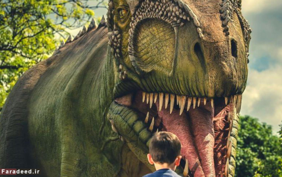 دایناسور رباتیک در باغ‌وحش چستر