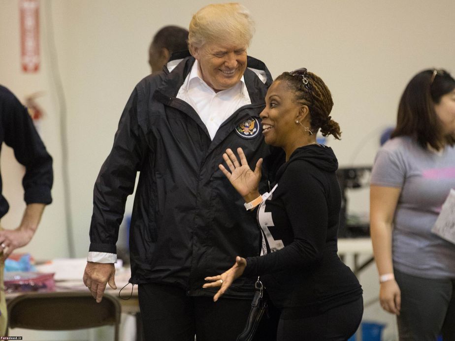 ترامپ در حاشیه کمک‌رسانی در مناطق توفان‌زده