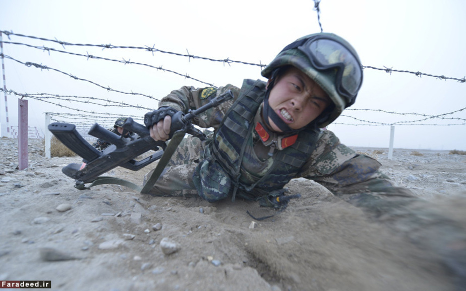 سربازان واحد ویژه در سین کیانگ اویغور